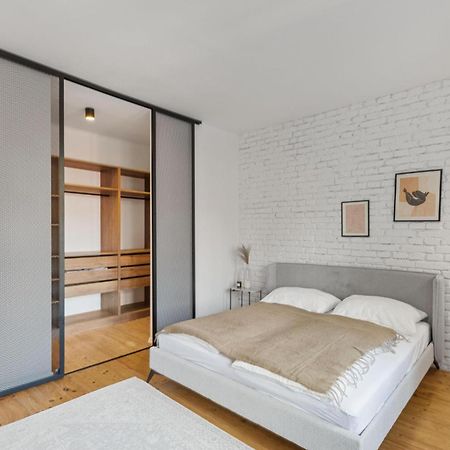 Ah Luxury Old Town Apartment Bratislava Bagian luar foto